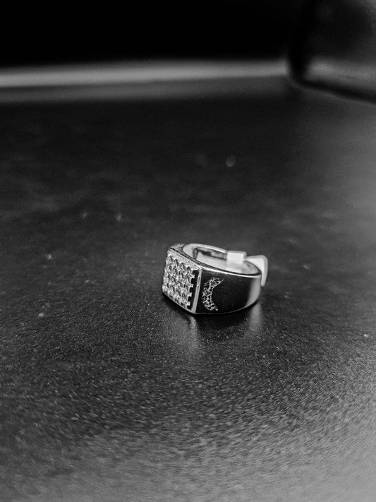 Silver Color small dots pearl beeautiful Design Metal Ring | 650106 - Tohfa Mart